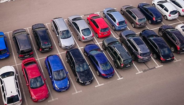 700 x 400 parkerede biler