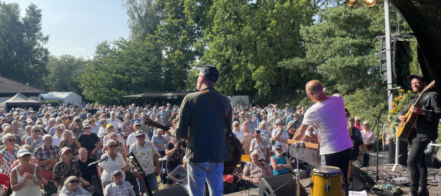 Back to Back på Store Scene til Seniorfestivalen 2024